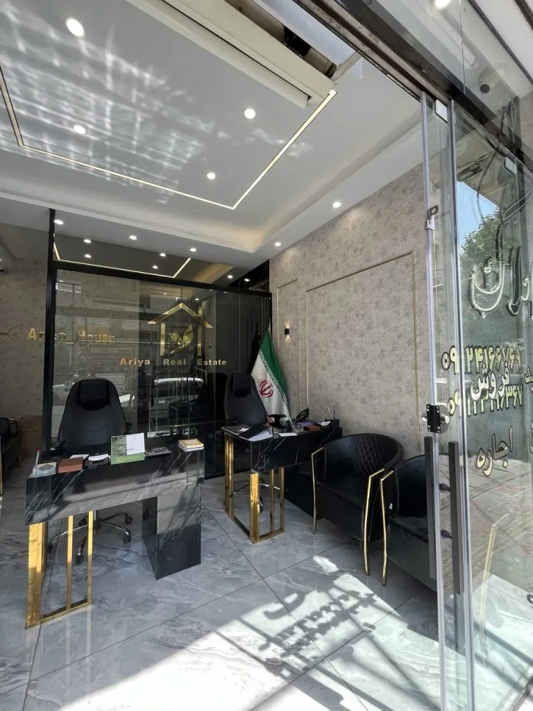 طراحی داخلی مغازه املاک تجریش